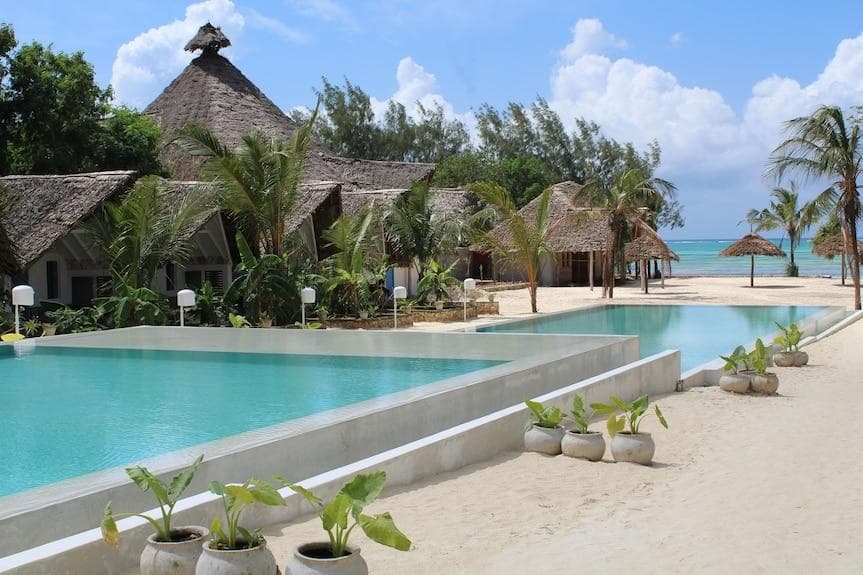 Fun Beach Hotel — image 2