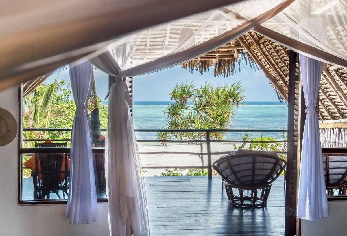 Sunshine Azure Hotel — image 2