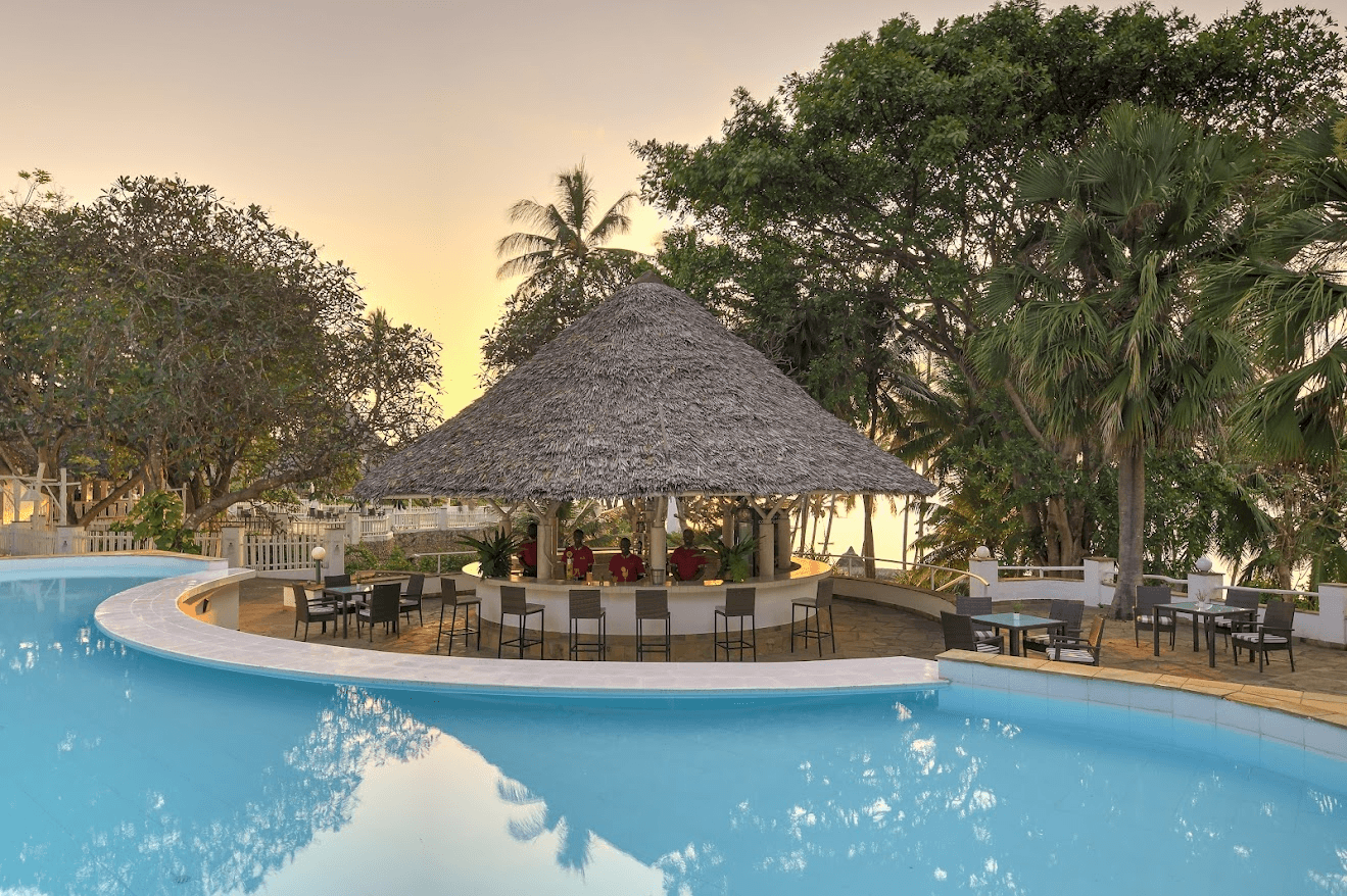 Diamond Leisure Beach & Golf Resort — image 2